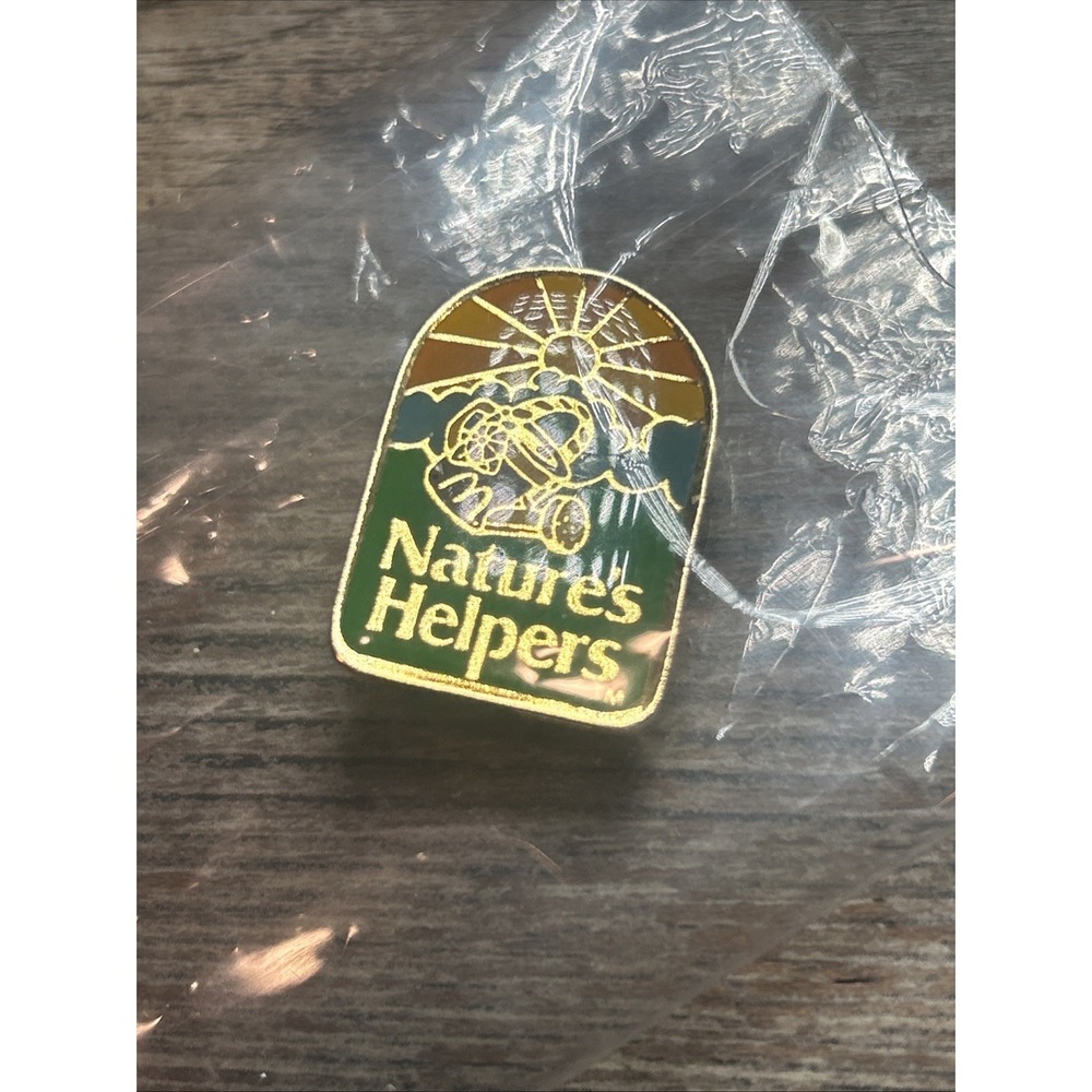 Pin's McDonald's‎ Nature's Helpers